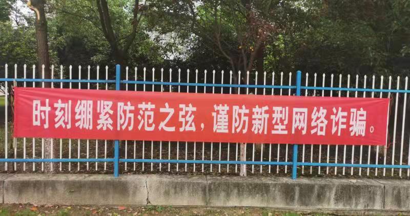 142007842.jpg 142007842.jpg